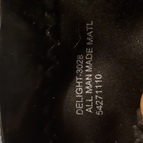 Boots - Picture 2 of 3